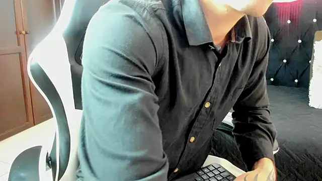 eren jeager online show from 02-03-26, 01:16