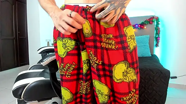 eren jeager online show from 12-22-25, 01:17