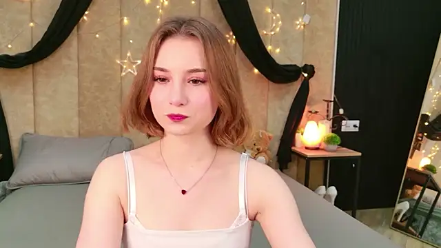 Janice Corona online show from 04-18-26, 03:47