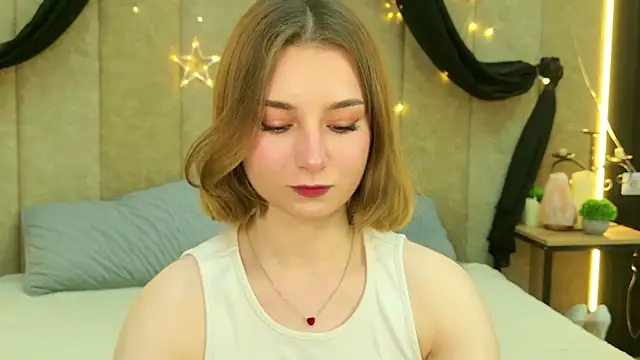 Janice Corona online show from 04-20-26, 03:46