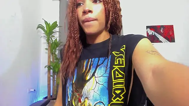 Catty Noir online show from 12-04-25, 07:57