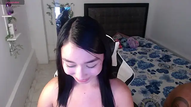 Ariel Laurentt online show from 07-22-26, 04:25