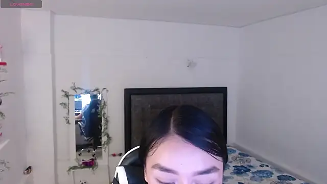 Ariel Laurentt online show from 07-19-26, 03:48