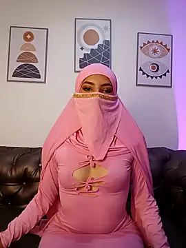 Snapshot of layla_Habid chatting on 11-22-25, 08:18 layla Habid online show from 11-22-25, 08:18