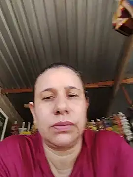 Snapshot of MIA-LARIOS chatting on 06-02-26, 02:39 MIA-LARIOS online show from 06-02-26, 02:39