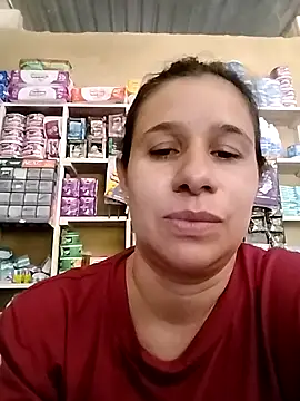 Snapshot of MIA-LARIOS chatting on 04-21-26, 02:45 MIA-LARIOS online show from 04-21-26, 02:45