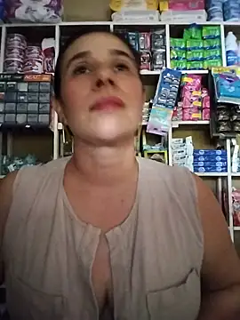 Snapshot of MIA-LARIOS chatting on 05-31-26, 10:32 MIA-LARIOS online show from 05-31-26, 10:32
