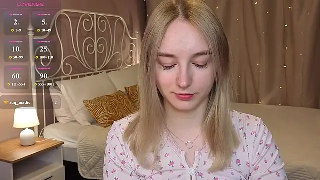 Snapshot of Shy_Polly chatting on 05-20-26, 12:07 Shy Polly online show from 05-20-26, 12:07