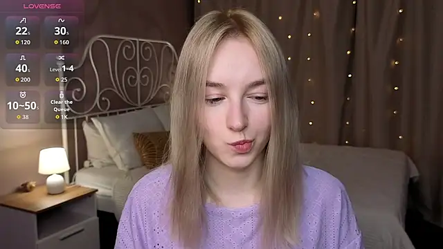 Shy Polly online show from 04-22-26, 12:06