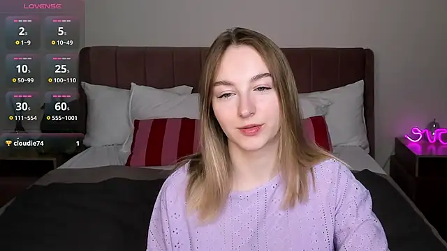 Shy Polly online show from 03-08-26, 12:05