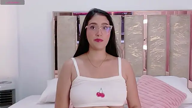 Snapshot of Isa_londonn21 chatting on 12-04-25, 09:14 Isa londonn21 online show from 12-04-25, 09:14