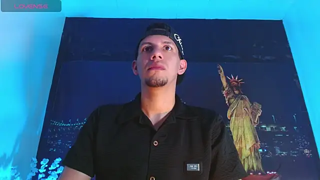 Sebastian Smith   online show from 04-22-26, 07:09