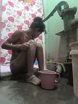Laxmidevi000 online show from 06-06-26, 01:33