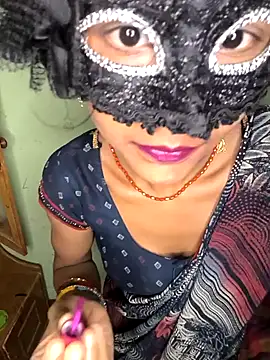 Snapshot of Laxmidevi000 chatting on 04-28-26, 05:39 Laxmidevi000 online show from 04-28-26, 05:39