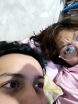 Snapshot of Giby_Grace chatting on 02-07-26, 05:59 Giby Grace online show from 02-07-26, 05:59