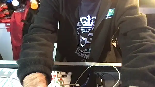 SinlessFreedom7 online show from 02-06-26, 03:57