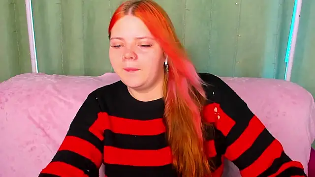 KellyFiery online show from 05-29-26, 01:22