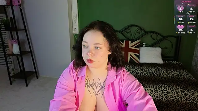 Snapshot of Vlada_vv chatting on 04-26-26, 06:11 Vlada vv online show from 04-26-26, 06:11