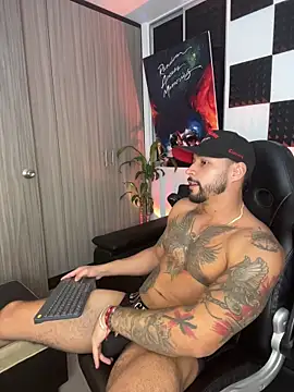 NikoHank online show from 12-14-25, 11:10