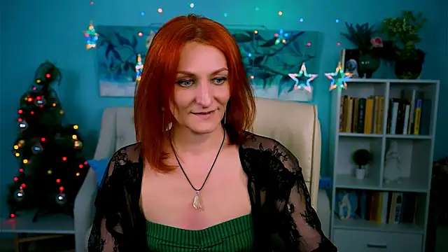 DianaTorrens online show from 12-18-25, 09:47