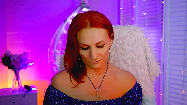 DianaTorrens online show from 12-05-25, 09:52