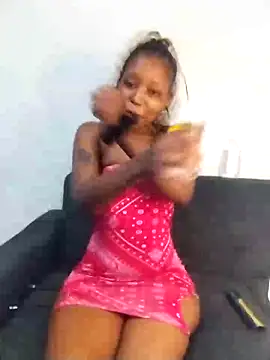 Snapshot of Kaylor4 chatting on 02-28-26, 03:33 Kaylor4 online show from 02-28-26, 03:33