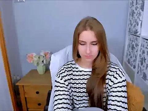 VanessaAmore online show from 12-22-25, 08:20