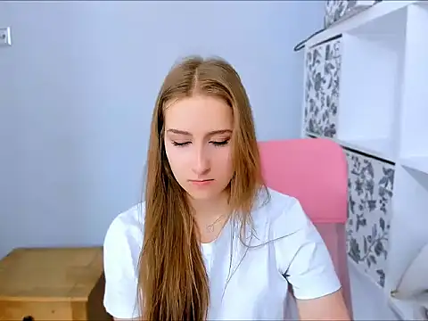 VanessaAmore online show from 03-06-26, 08:53