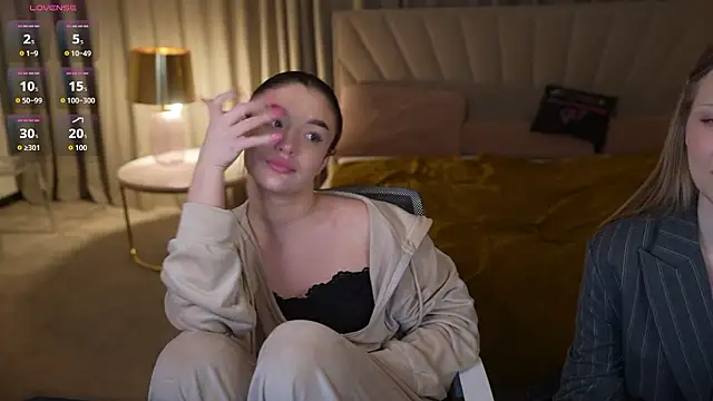 Snapshot of Charlotte_Dreams chatting on 02-04-26, 04:13 Charlotte Dreams online show from 02-04-26, 04:13