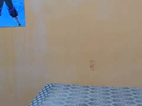 Snapshot of Honey_Baby1 chatting on 03-13-26, 05:45 Honey Baby1 online show from 03-13-26, 05:45