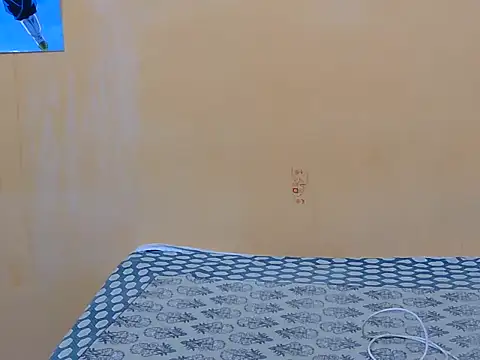 Snapshot of Honey_Baby1 chatting on 03-08-26, 05:33 Honey Baby1 online show from 03-08-26, 05:33