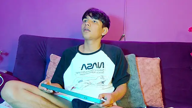 Liam Sinclair online show from 02-09-26, 07:34