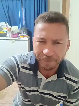RobertoLuiz84 online show from 07-19-26, 04:48
