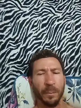 RobertoLuiz84 online show from 12-14-25, 05:07