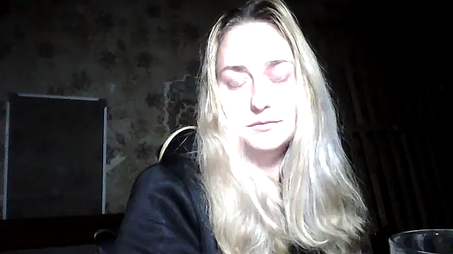 Vassila69 online show from 01-12-26, 04:36