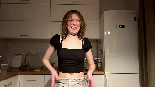 Snapshot of ElfriedaZwack chatting on 01-05-26, 05:27 ElfriedaZwack online show from 01-05-26, 05:27