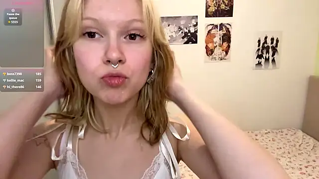 ElfriedaZwack online show from 05-22-26, 07:23