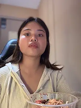 Toffee-00 online show from 12-03-25, 11:42