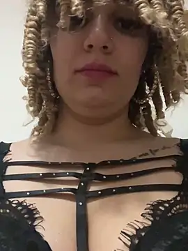 Snapshot of CrazyJessika chatting on 02-07-26, 05:10 CrazyJessika online show from 02-07-26, 05:10