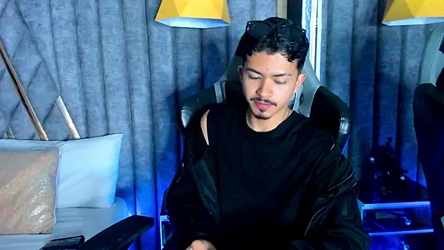 NicolaiKarav online show from 01-13-26, 11:47