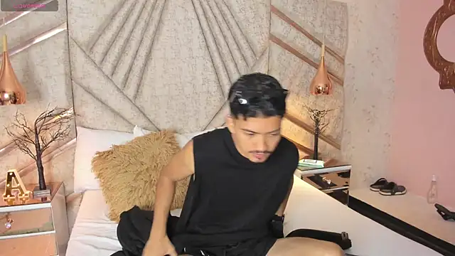 NicolaiKarav online show from 01-11-26, 01:18