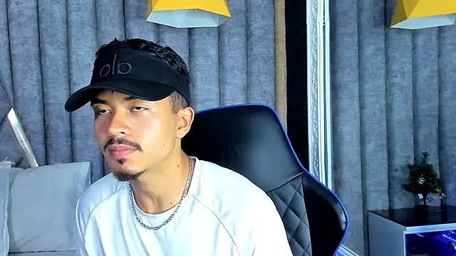 NicolaiKarav online show from 01-06-26, 07:07