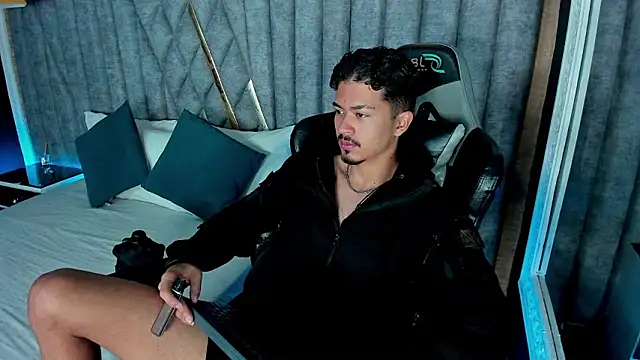 NicolaiKarav online show from 02-01-26, 11:52