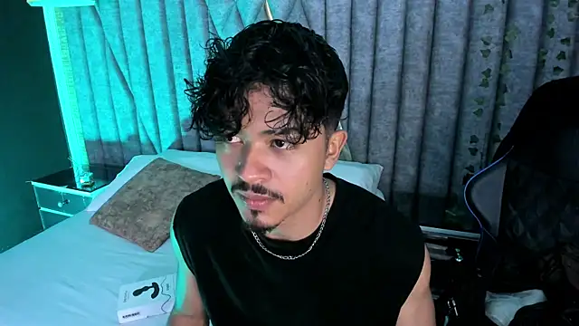 Snapshot of NicolaiKarav chatting on 07-09-26, 12:59 NicolaiKarav online show from 07-09-26, 12:59