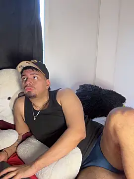 Henry villa23 online show from 12-13-25, 08:15