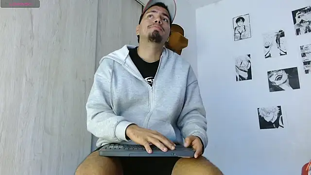 Snapshot of Henry_villa23 chatting on 03-03-26, 07:26 Henry villa23 online show from 03-03-26, 07:26