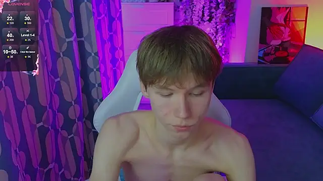cuMte boy online show from 05-18-26, 01:28