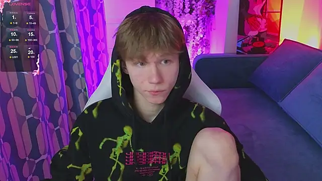 cuMte boy online show from 05-16-26, 01:37