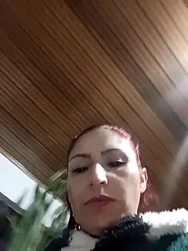 Snapshot of Crystal_46 chatting on 11-25-25, 01:39 Crystal 46 online show from 11-25-25, 01:39