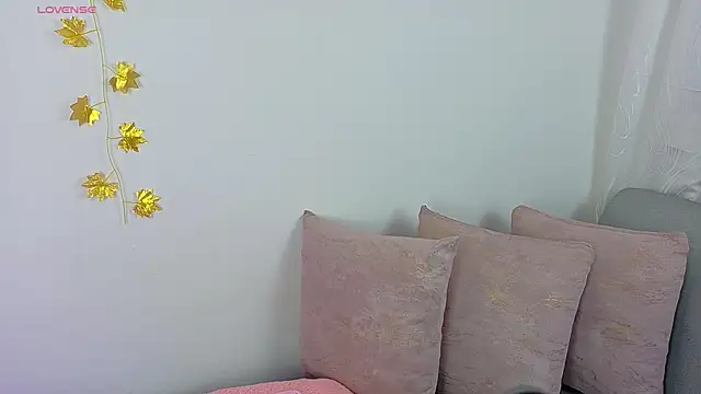 Ambar Carter online show from 12-14-25, 04:08